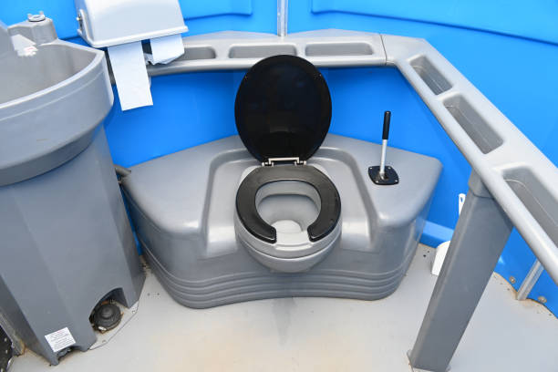 Best Luxury portable toilet rental  in Eastover, NC